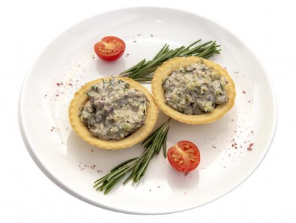 Тарталетки со шпротами