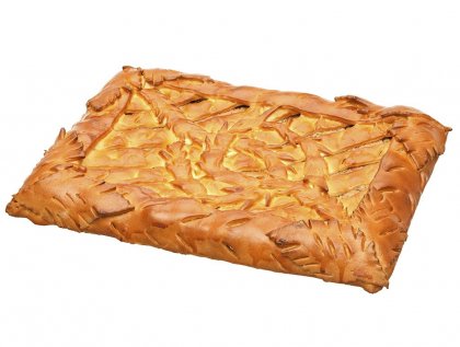 Сдобный пирог с ветчиной и сыром