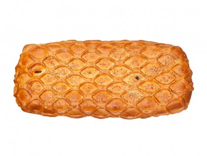 Пирог из слоеного теста с индейкой и овощами