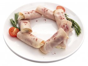 Рулетики из ветчины с крабом