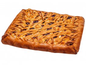 Сдобный пирог с творогом и вишней